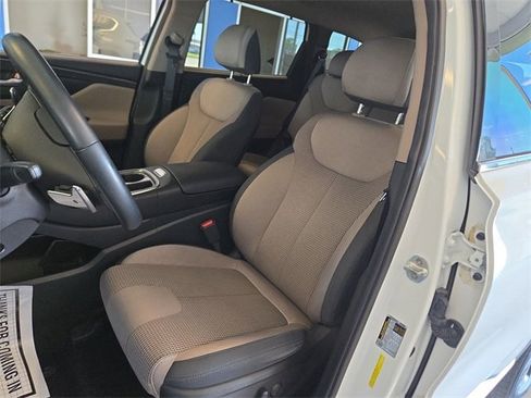 Used 2022 Hyundai Santa Fe SEL w/ Convenience Package image 11