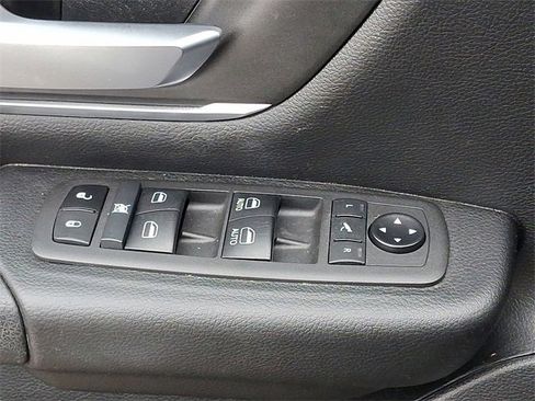 Used 2021 RAM 1500 Big Horn image 21