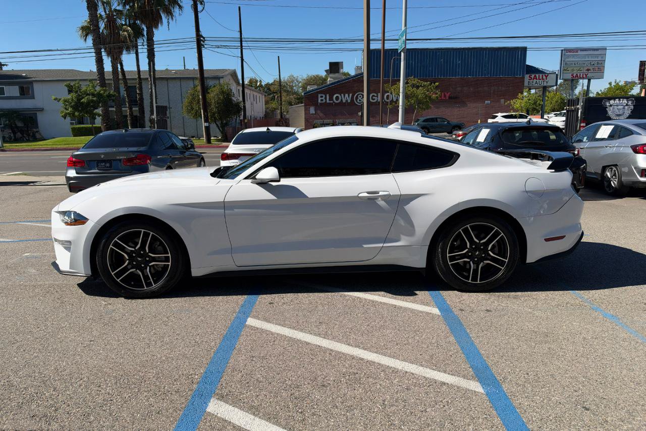 Used 2021 Ford Mustang Premium RWD image 10
