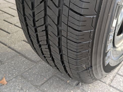 Used 2024 Jeep Gladiator Sport image 14