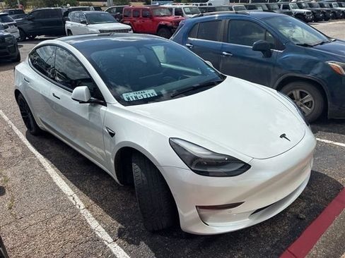 Used 2021 Tesla Model 3 Standard Range Plus RWD image 2
