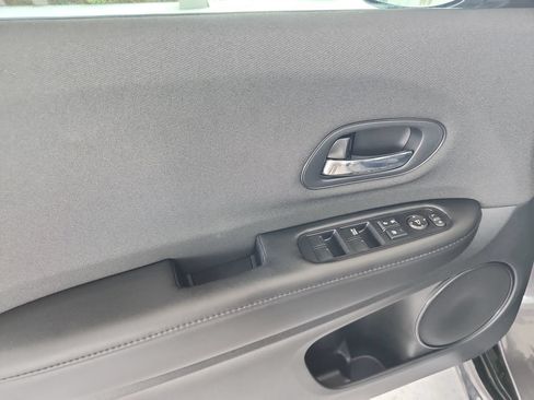 Certified 2021 Honda HR-V Sport image 16