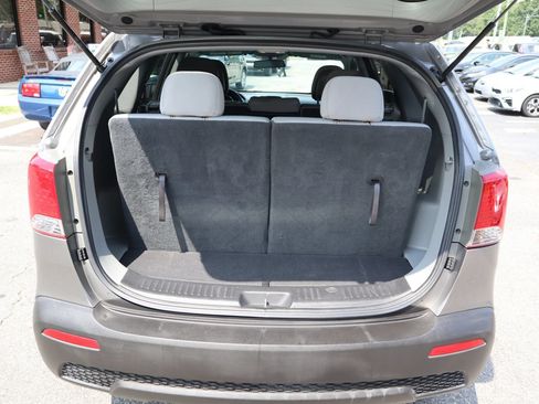 Used 2013 Kia Sorento LX FWD image 14