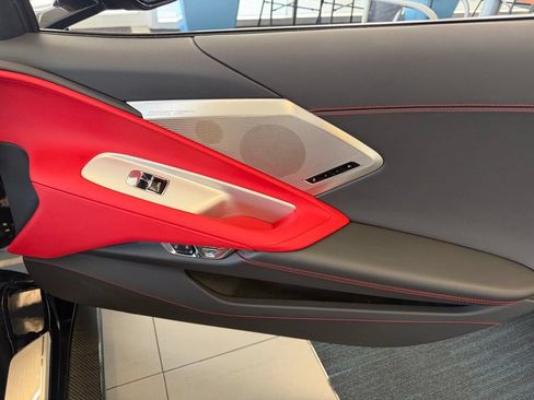 Used 2020 Chevrolet Corvette Stingray Preferred Cpe w/ 2LT Preferred Equipment Group RWD image 19