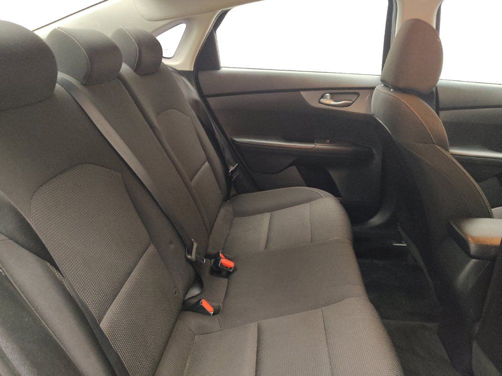 Used 2019 Kia Forte LXS FWD image 19