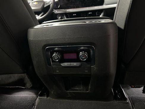 Used 2025 Chevrolet Tahoe LT image 17