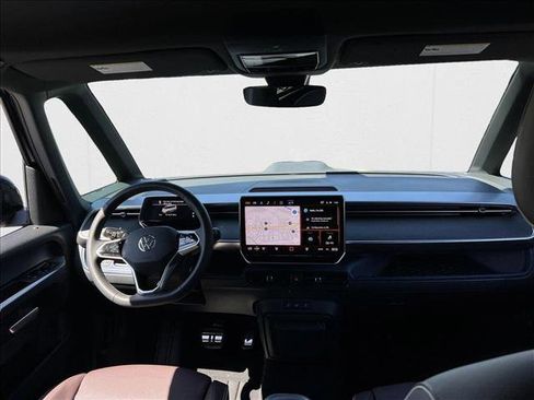 New 2025 Volkswagen ID. Buzz Pro S image 17
