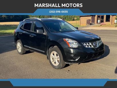 Used 2015 Nissan Rogue S w/ Convenience Package