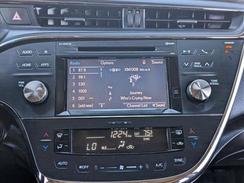 Used 2016 Toyota Avalon XLE Premium image 15