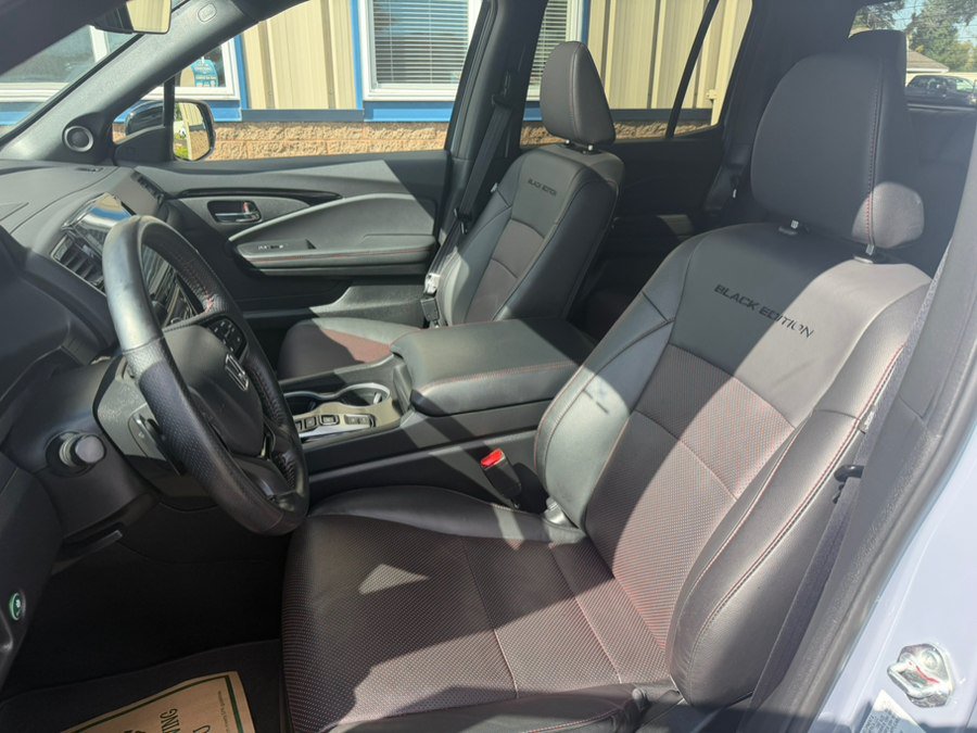 Used 2024 Honda Ridgeline Black Edition image 13