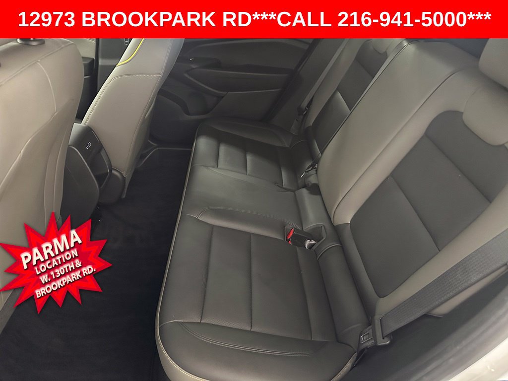 Certified 2024 Chevrolet Trax ACTIV w/ Sunroof Package FWD image 19