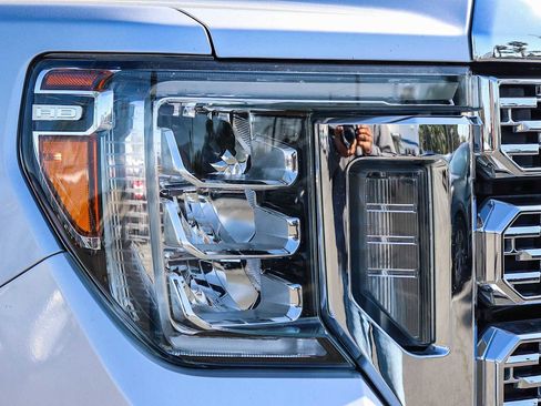 Used 2021 GMC Sierra 2500 Denali w/ Denali Ultimate Package image 7