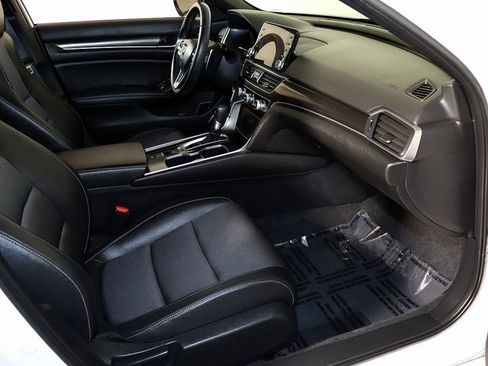 Used 2022 Honda Accord Sport image 32