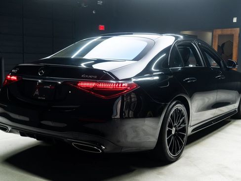 Used 2023 Mercedes-Benz S 500 4MATIC w/ AMG Line image 15