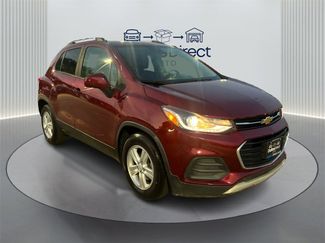 Used 2021 Chevrolet Trax LT w/ LT Convenience Package image 1
