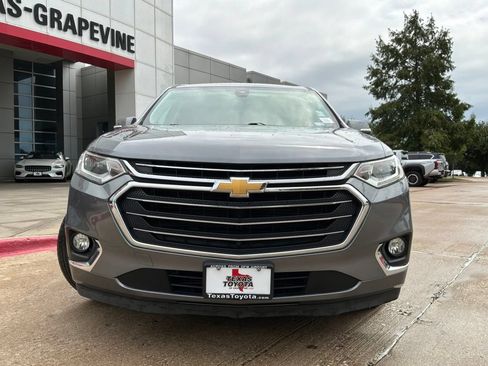 Used 2018 Chevrolet Traverse Premier w/ LPO, 'HIT The Road' Package AWD/4WD image 3