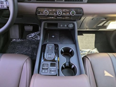 New 2026 Honda Pilot Touring image 18