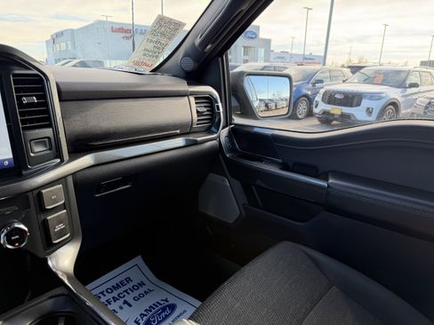 Certified 2022 Ford F150 XLT w/ Equipment Group 302A High image 11