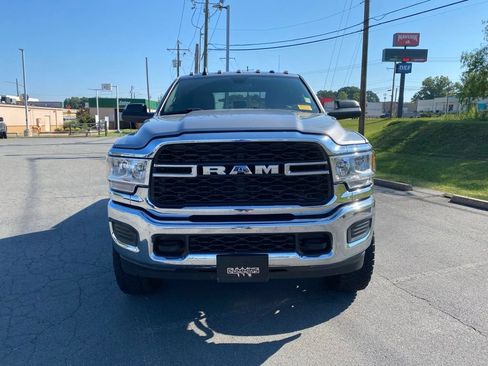 Used 2022 RAM 2500 Tradesman w/ Chrome Appearance Group AWD/4WD image 2