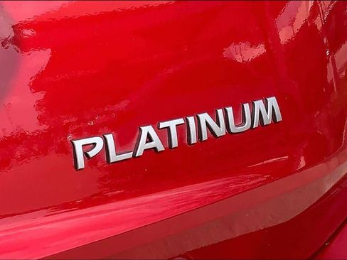 Used 2024 Nissan Rogue Platinum w/ Platinum Premium Package image 9