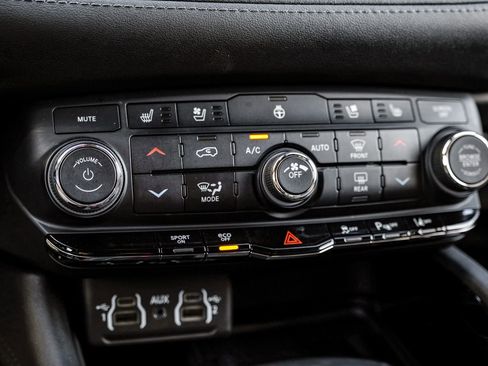 Used 2021 Dodge Durango Citadel w/ Premium Entertainment Group image 25