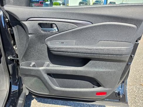 Used 2025 Honda Ridgeline RTL image 10