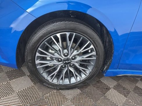 Used 2023 Kia Forte GT-Line w/ GT-Line Premium Package image 27
