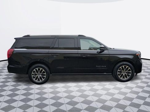 Used 2025 Ford Expedition Max Platinum AWD/4WD image 7