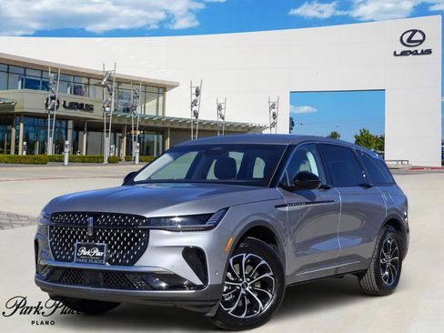 Used 2024 Lincoln Nautilus Premier image 1