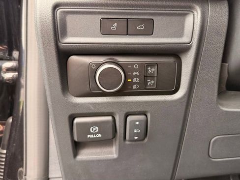 Used 2024 Ford Expedition Max XLT RWD image 45