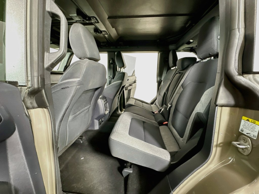Used 2025 Ford Bronco Big Bend AWD/4WD image 16