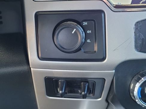 Used 2022 Ford F250 Lariat w/ Lariat Value Package AWD/4WD image 13