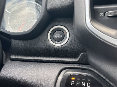 Used 2020 RAM 1500 Big Horn AWD/4WD image 6