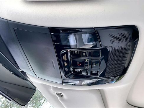 Used 2023 Lexus RX 350 w/ Accessory Package (K3) AWD/4WD image 32