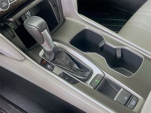 Used 2020 Honda Accord EX-L image 21