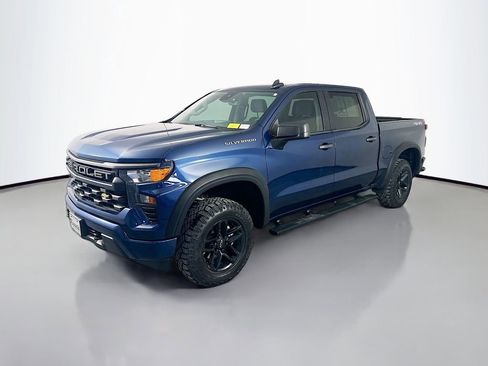 Used 2022 Chevrolet Silverado 1500 Custom w/ LPO, Dark Essentials Package image 3
