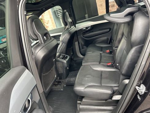 Used 2018 Volvo XC90 T6 Momentum w/ Protection Package Premier image 21