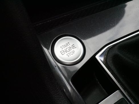 Certified 2023 Volkswagen Tiguan SE AWD/4WD image 27