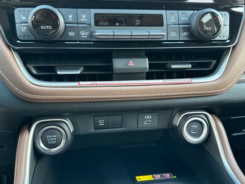 Certified 2026 Toyota Grand Highlander AWD image 29