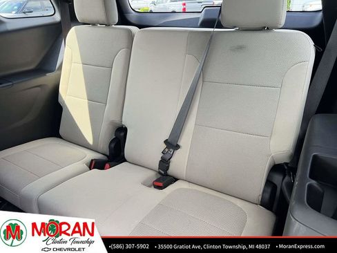 Certified 2023 Chevrolet Traverse LS FWD image 15