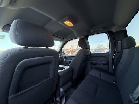 Used 2010 Chevrolet Silverado 1500 LS image 24