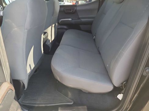 Used 2022 Toyota Tacoma SR5 image 21