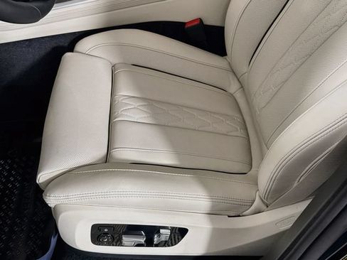 New 2027 BMW X7 xDrive40i AWD/4WD image 19