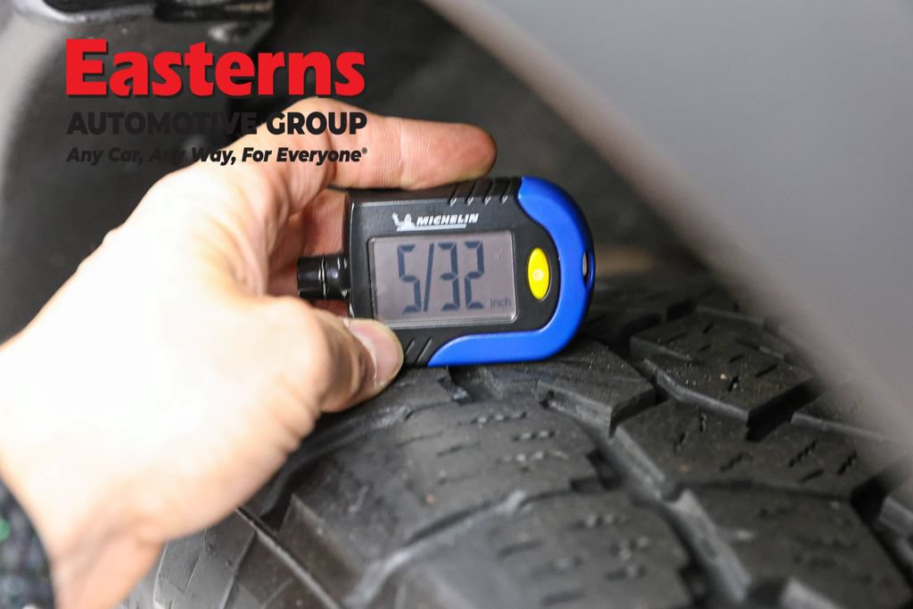 Used 2023 Nissan Pathfinder Rock Creek AWD/4WD image 34