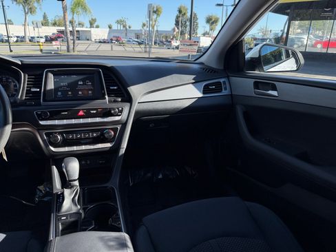 Used 2019 Hyundai Sonata SE image 23