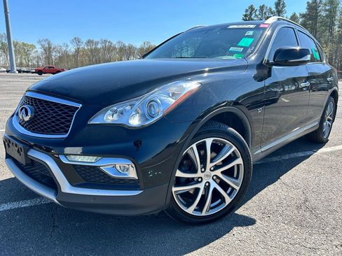 Used 2017 INFINITI QX50 AWD w/ Technology Package image 2