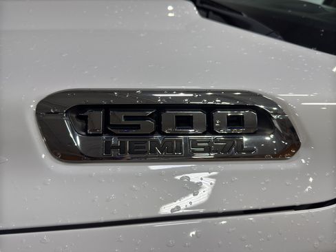 Used 2020 RAM 1500 Big Horn AWD/4WD image 10