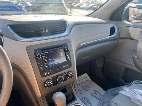 Used 2014 Chevrolet Traverse LS image 10