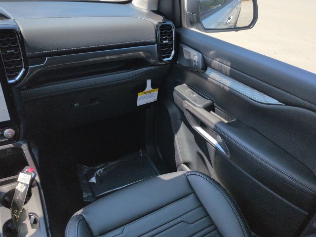Used 2026 Ford Ranger Lariat w/ FX4 Off-Road Package AWD/4WD image 21