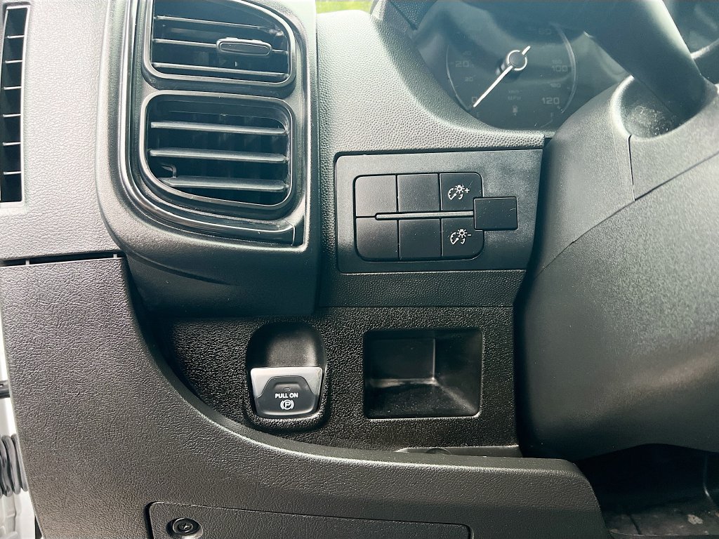 Used 2023 RAM ProMaster 2500 FWD image 10